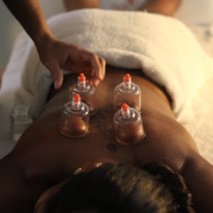 Massagem com ventosas (1h)